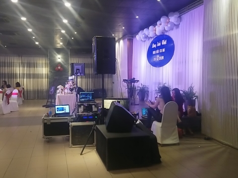 Sinh nhật bé Minh